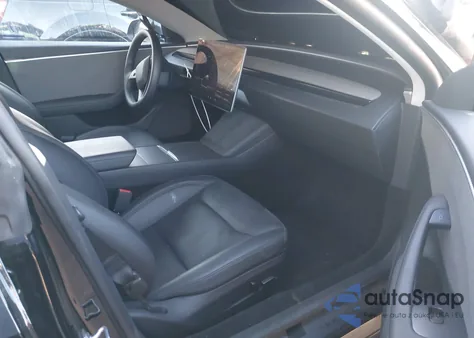 2025 Tesla Model 3 Long Range Rear-Wheel Drive/Standard Rear-Wheel Drive из США, поврежденный, VIN 5YJ3E1EAXSF043111